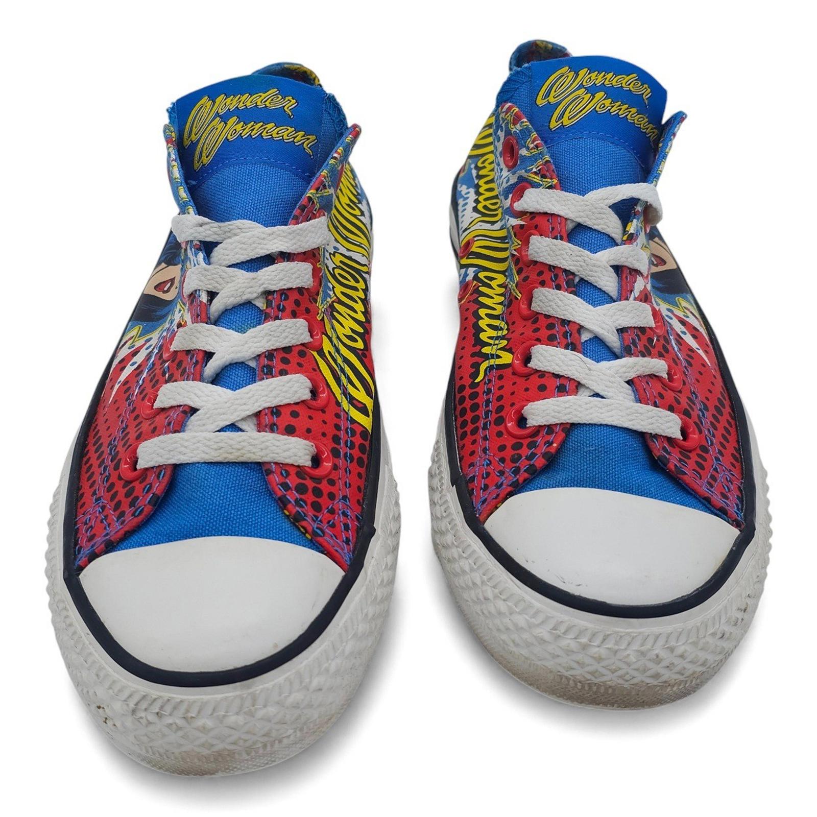 Converse Chuck Taylor All Star Low Top Wonder Woman Comic Print Shoes Womens 10