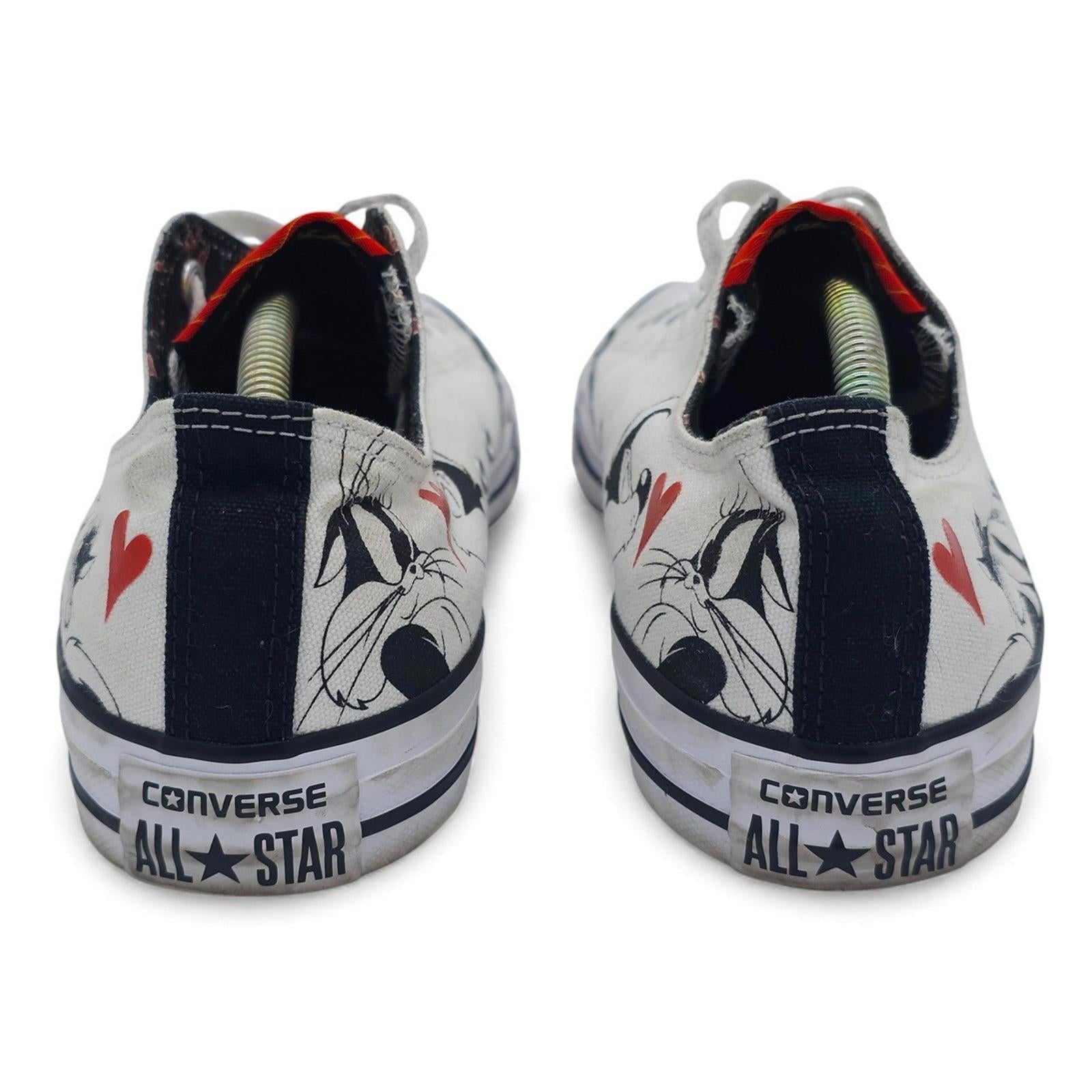 Converse Chuck Taylor All Star Looney Tunes Pepe Le Pew Canvas Sneakers M8 / W10