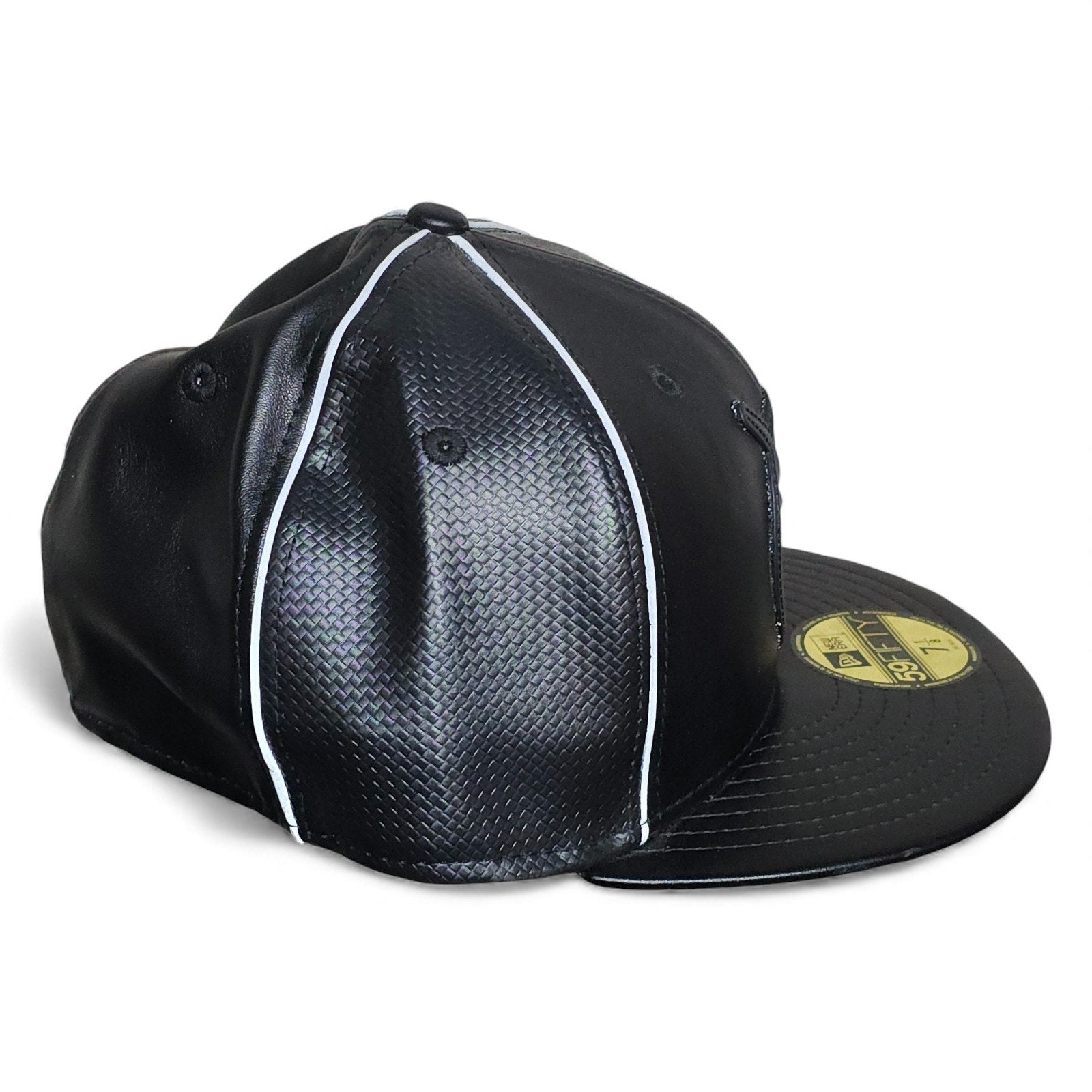 New Era - Flash Zoom Reflective Armor 59Fifty Fitted Hat 7 1/8 by New Era