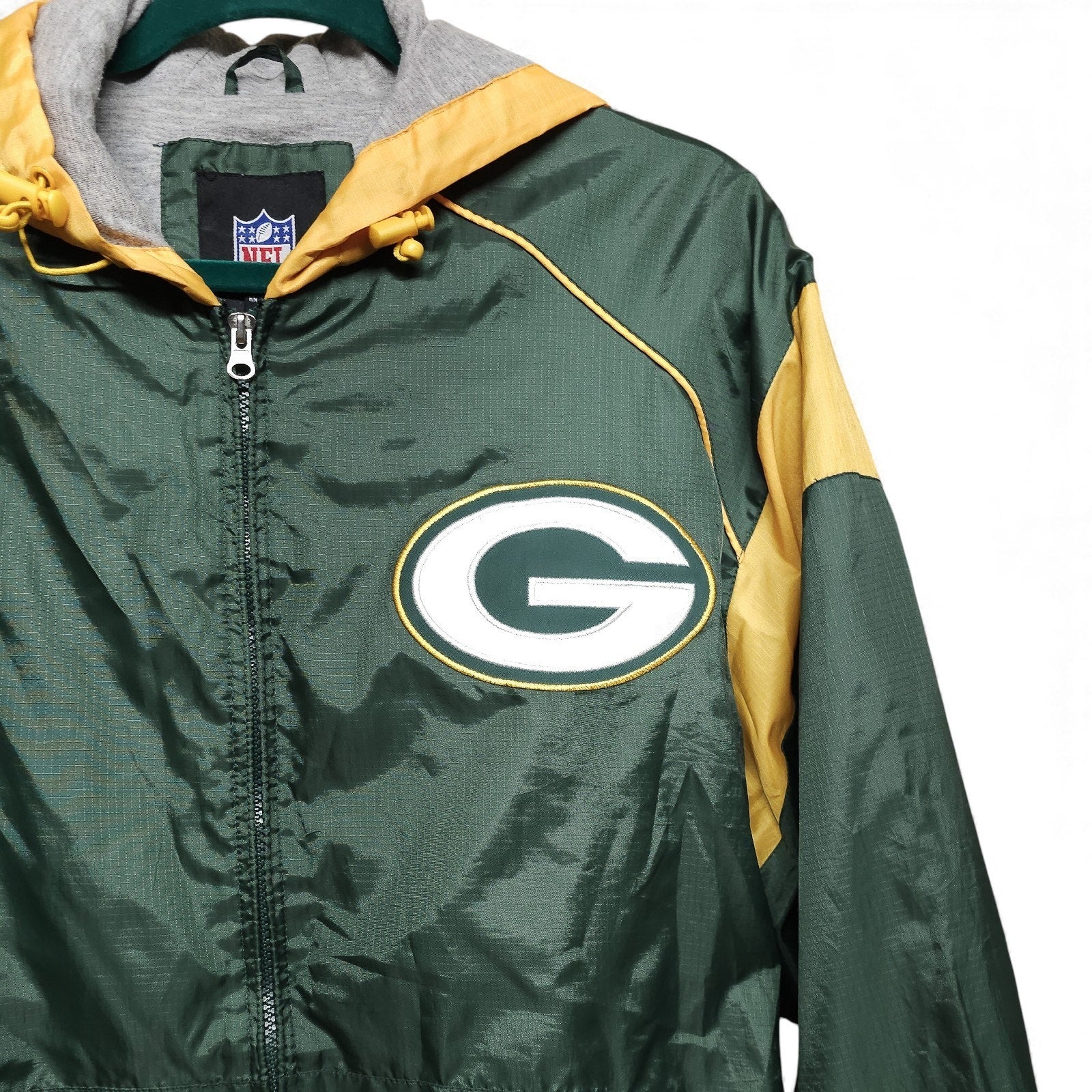 NFL Green Bay Packers Hooded Windbreaker Jacket Adult L by NFL