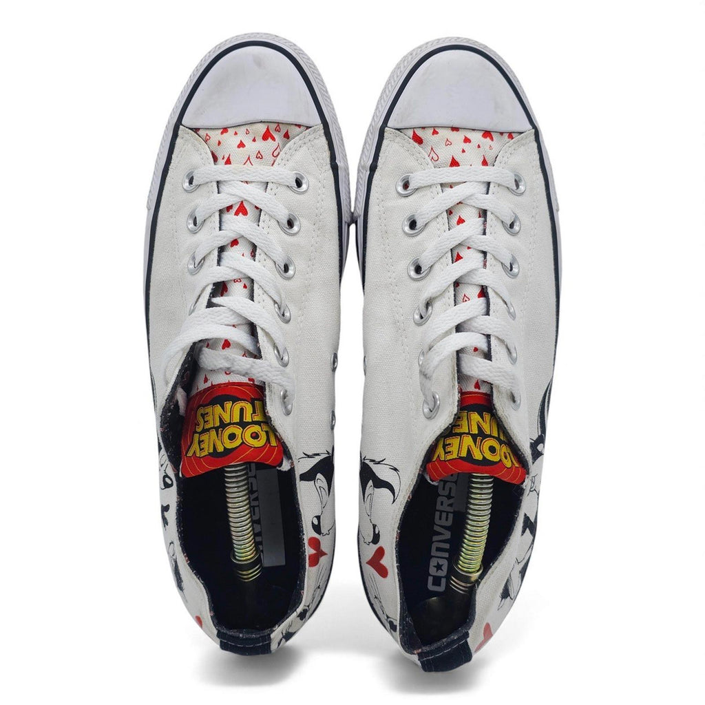 Converse Chuck Taylor All Star Looney Tunes Pepe Le Pew Canvas Sneakers M8 / W10