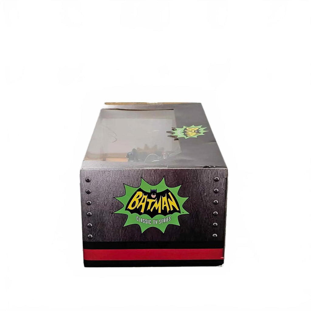 Jada Toys Classic TV Series Batman Batmobile & Batman Figure Set 1:24 by Jada Toys