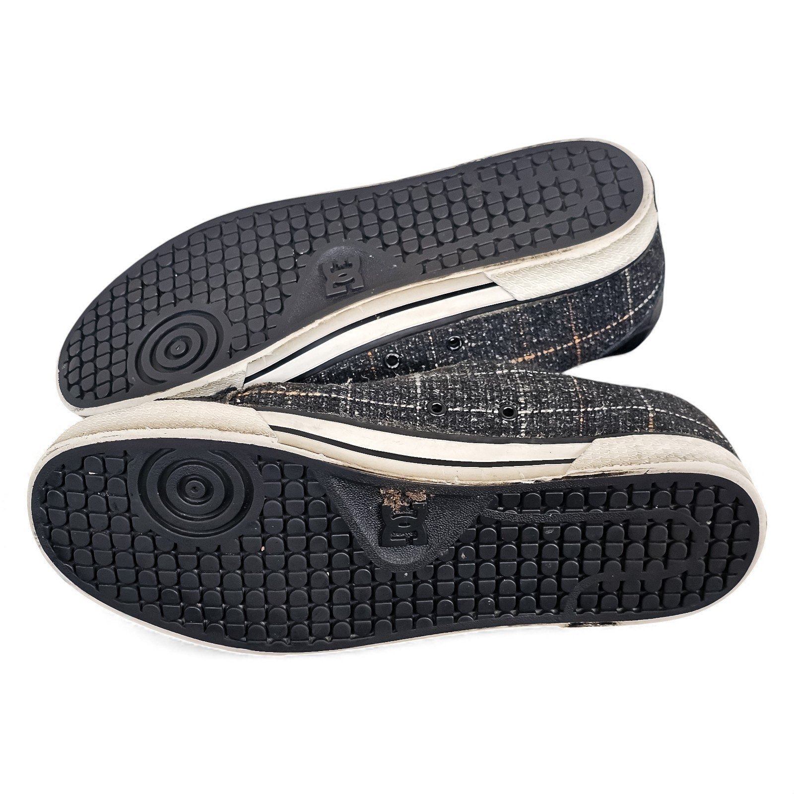 Vintage DC Shoes Low Top Sneakers Blk/Gray Plaid Rare 8.5m/10w by DC Shoes