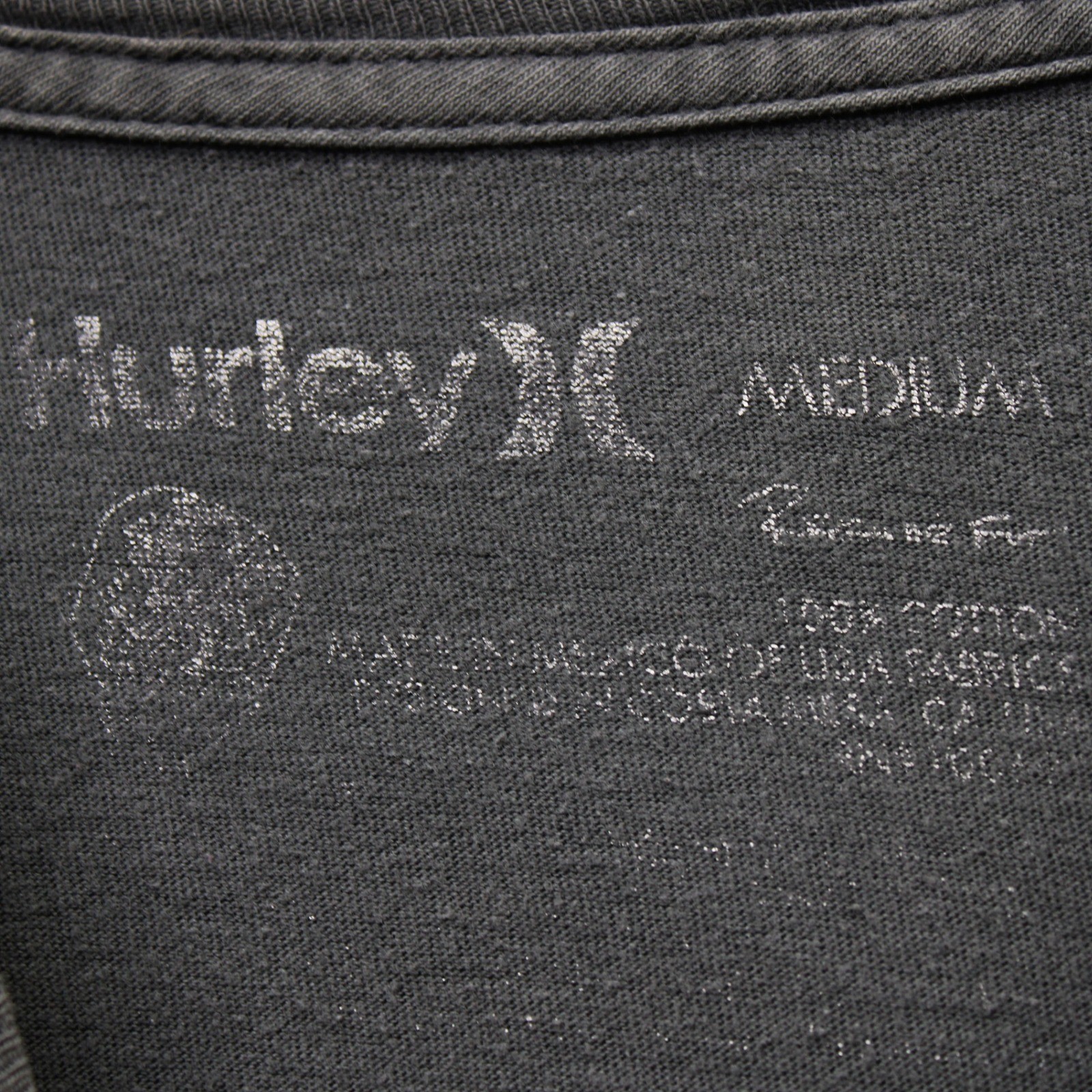 Vintage Y2K Hurley Graphic T-Shirt Mens Medium Charcoal Grey Plaid Logo Good - Image 3