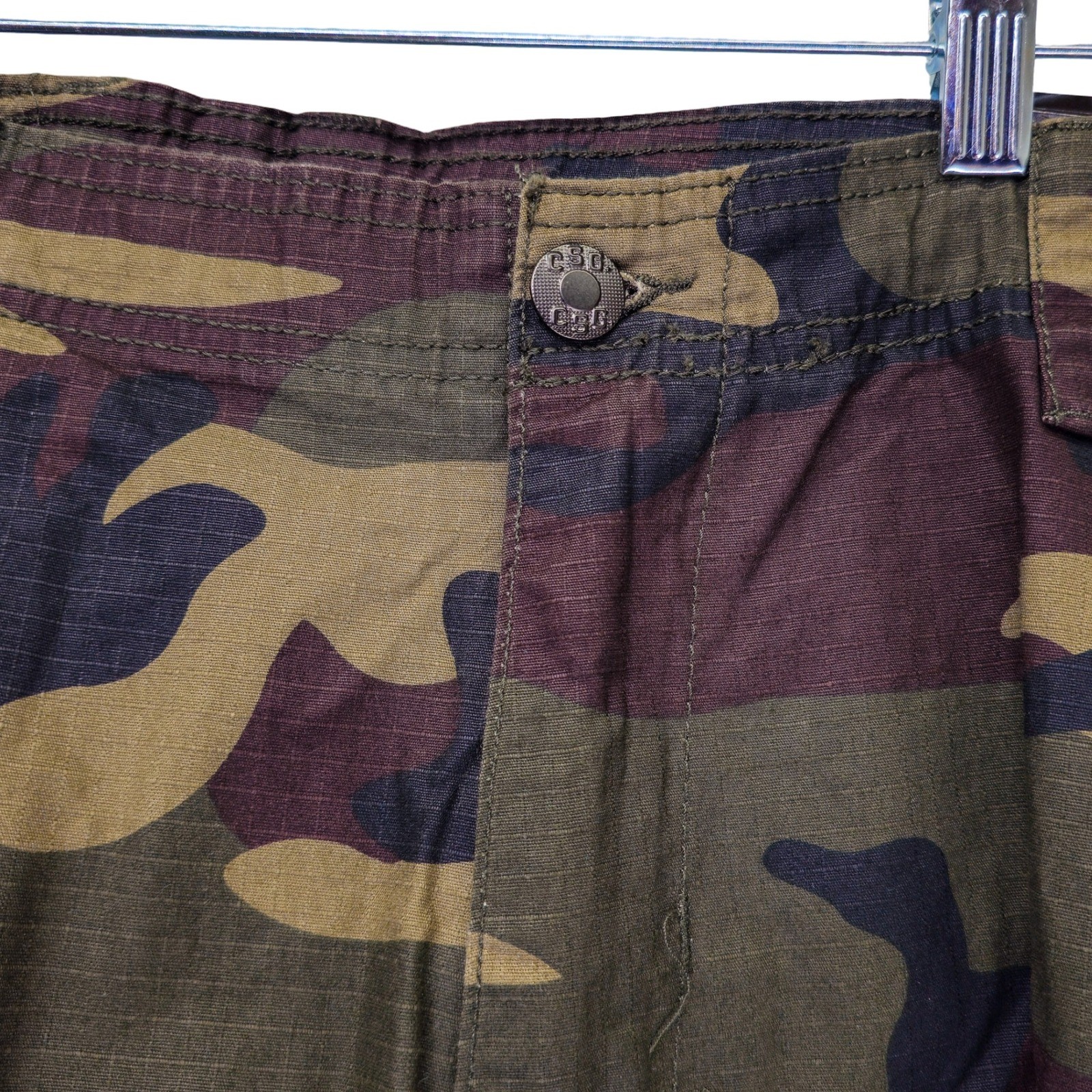 CSG Unity Cargo Shorts Mens 42 Jungle Camo New - Image 3
