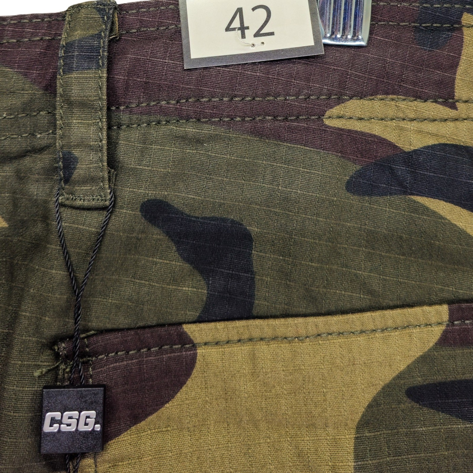 CSG Unity Cargo Shorts Mens 42 Jungle Camo New - Image 6