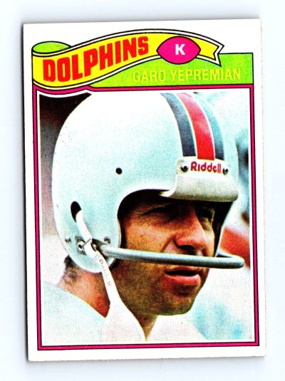 1977 Topps #255 Garo Yepremian NFL - Set Break