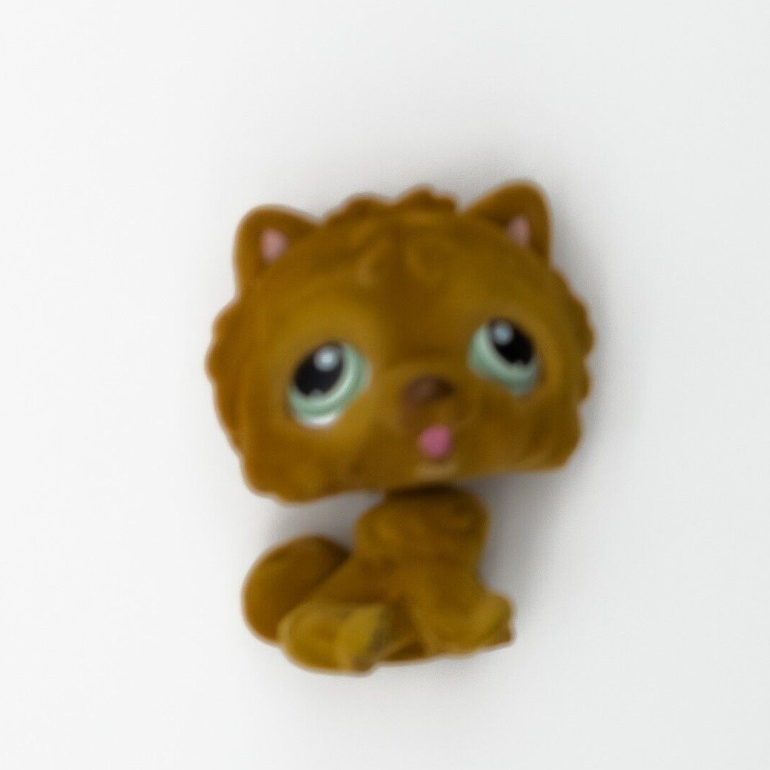 Littlest Pet Shop LPS #332 Chow Chow Fuzzy Brown Dog Portable Pets Green Eyes
